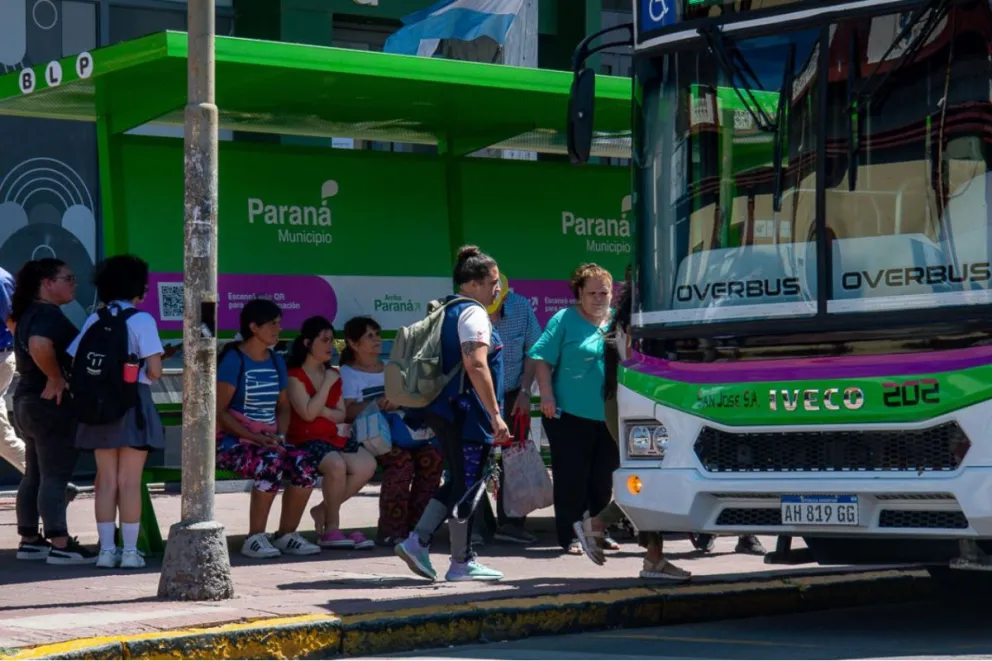 Paraná: por obras en los carriles exclusivos de calle Córdoba, modifican los recorridos de las líneas G y P2